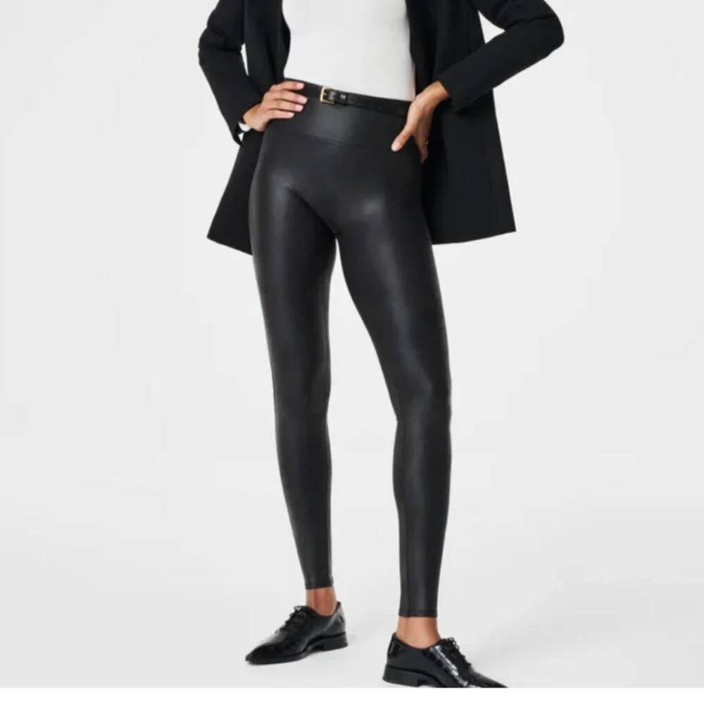 Spanx Black Women's Sleek Smoothing Faux Leather Pull On Pants Size Small